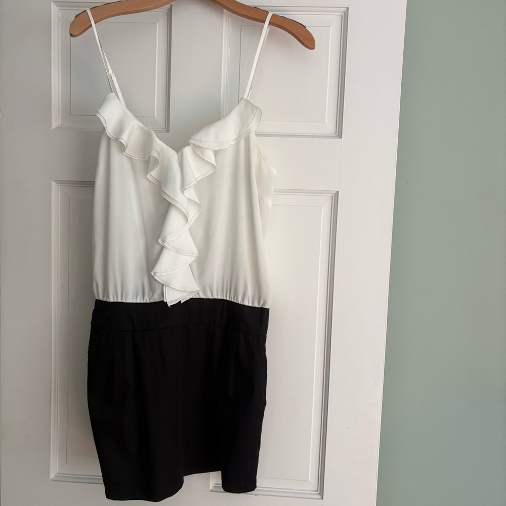 Forever 21 White Ruffle Top Dress with Black Skirt Medium